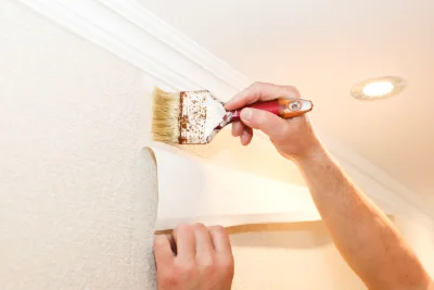 Pose de papier peint à Beine — revêtements muraux et toiles de verre